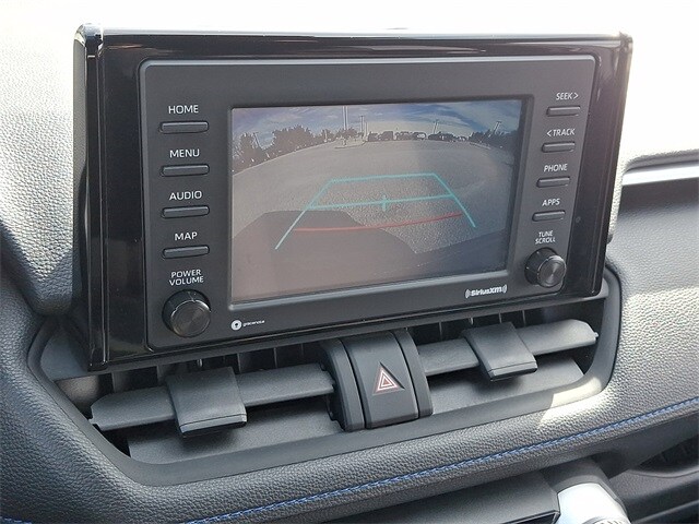 2022 Toyota RAV4 Hybrid SE photo 3