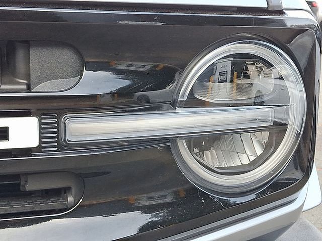 2022 Ford Bronco 4-Door Outer Banks - Photo 13