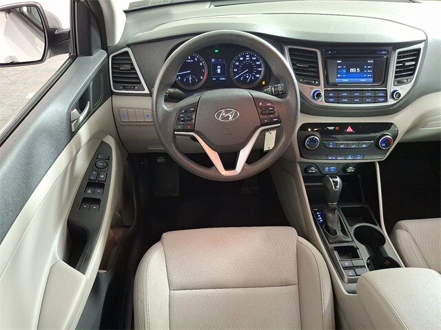 2018 Hyundai Tucson SE photo 2