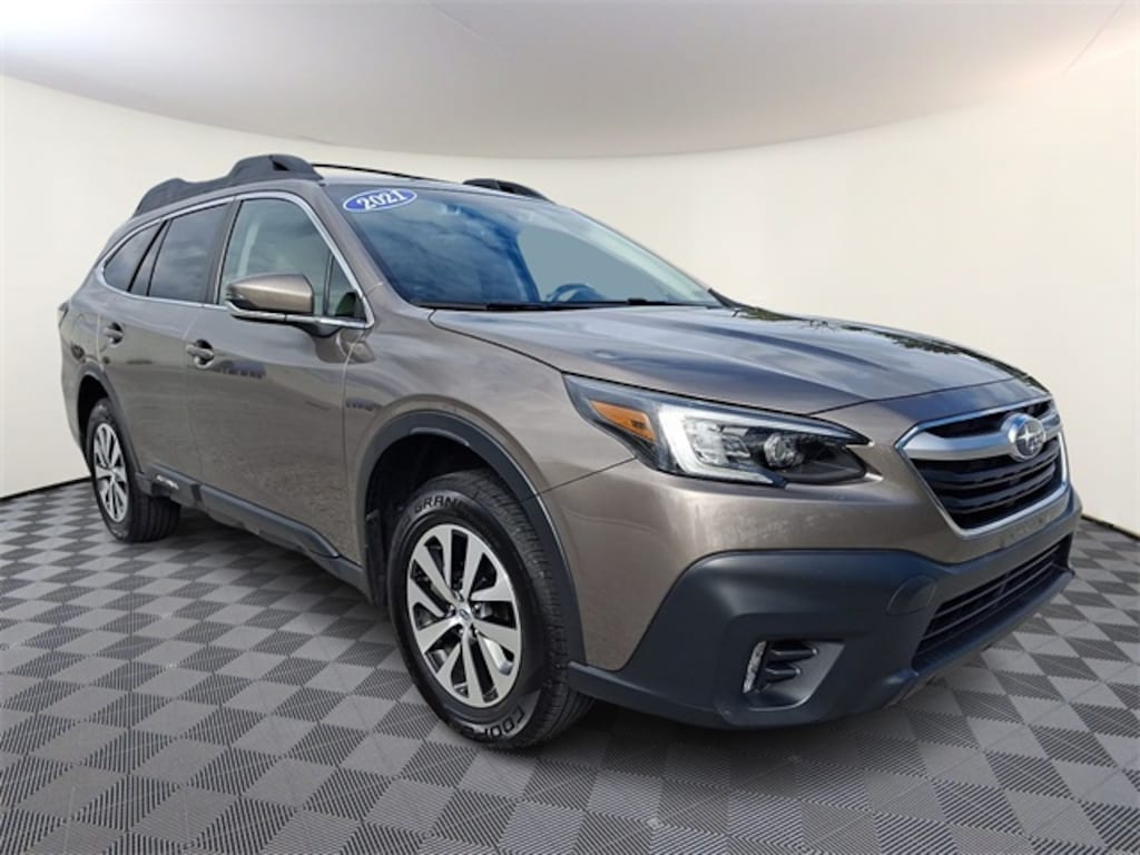 Used 2021 Subaru Outback Premium SUV