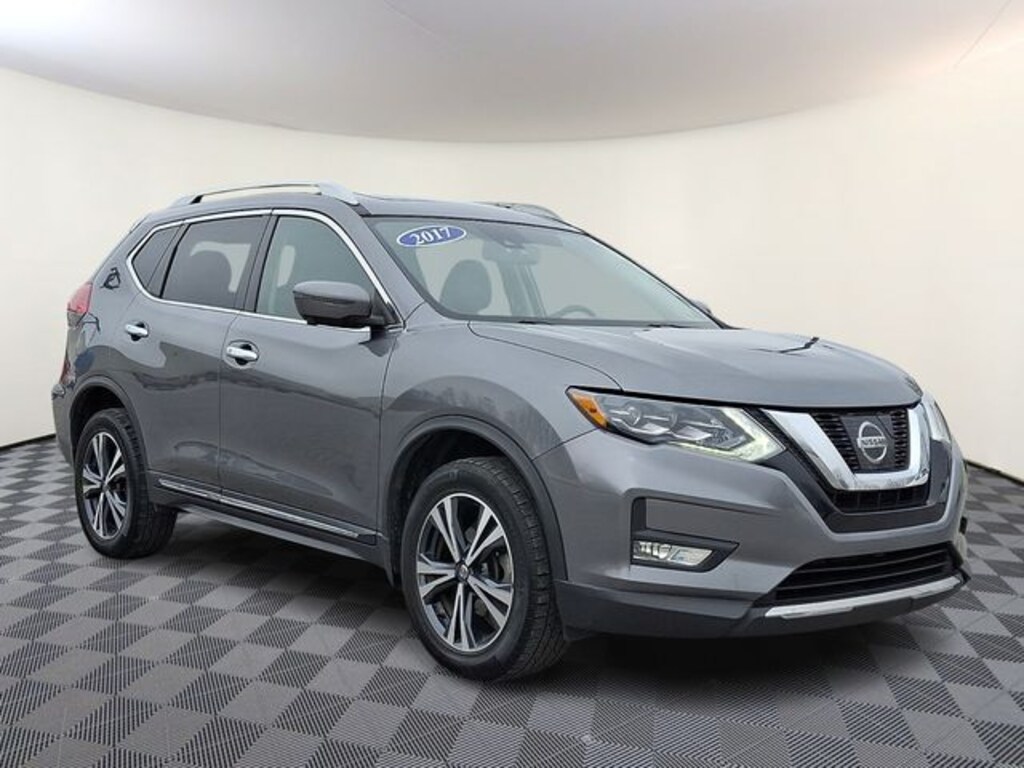 Used 2017 Nissan Rogue SL SUV