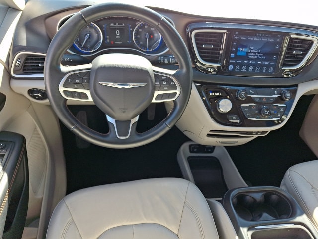 Used 2017 Chrysler Pacifica Touring-L with VIN 2C4RC1BG8HR654826 for sale in York, PA