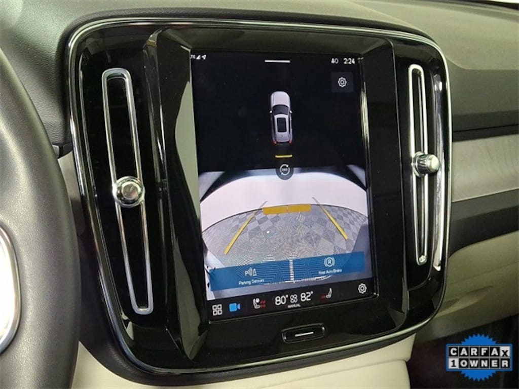 Used 2024 Volvo XC40 Ultimate SUV