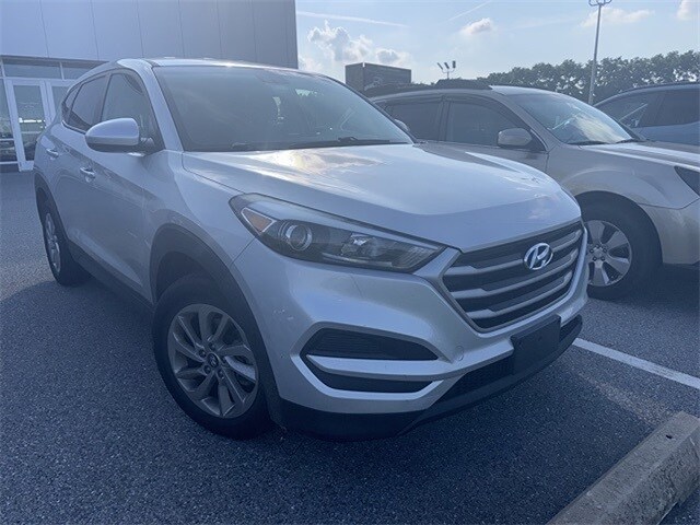 2018 Hyundai Tucson SE photo 2