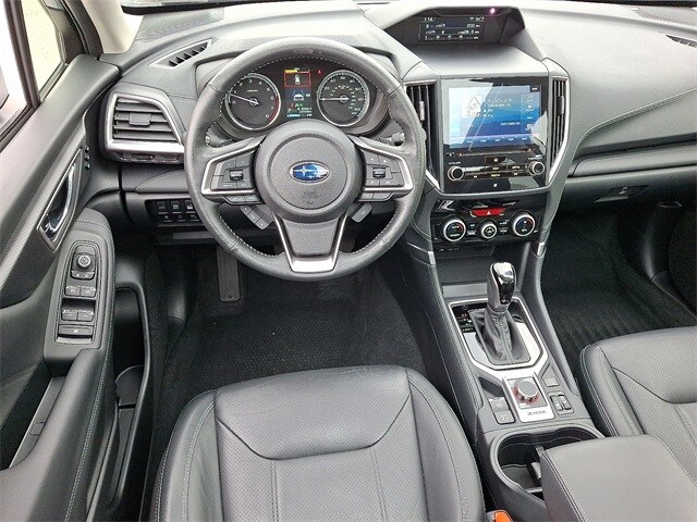 2020 Subaru Forester Touring photo 2