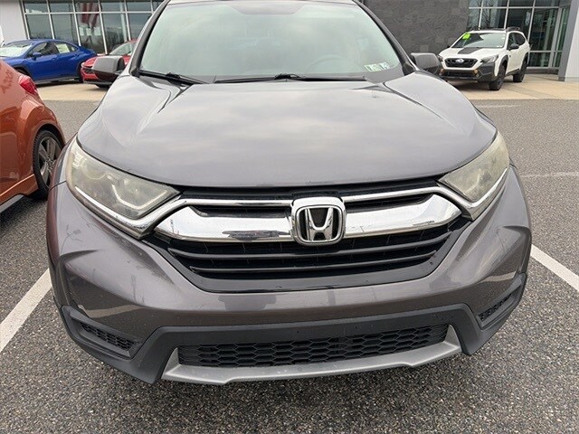 2017 Honda CR-V LX photo 4