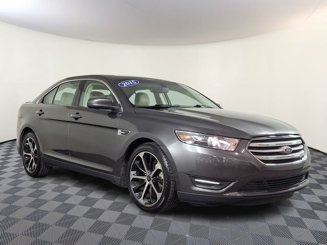 2015 Ford Taurus SEL FWD's photo