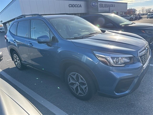 2019 Subaru Forester Premium photo 3