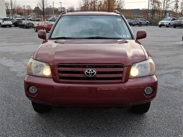 2004 Toyota Highlander photo 2