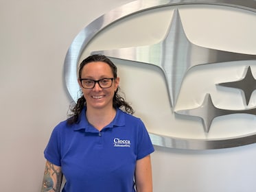 Staff member Viola Jackson from ID_dc93585bdcd1