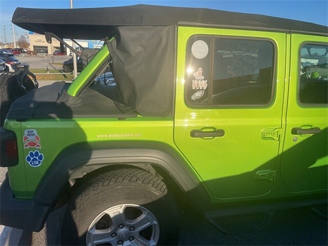 2018 Jeep Wrangler Unlimited Sport S photo 2