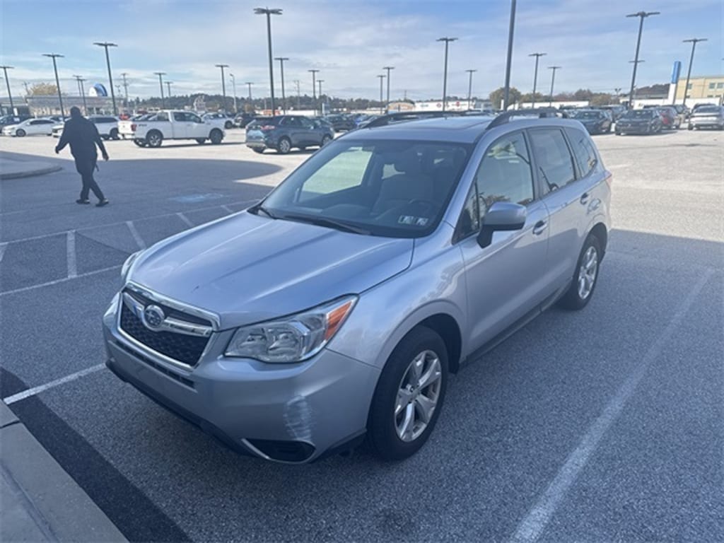 Used 2015 Subaru Forester 2.5i Premium SUV