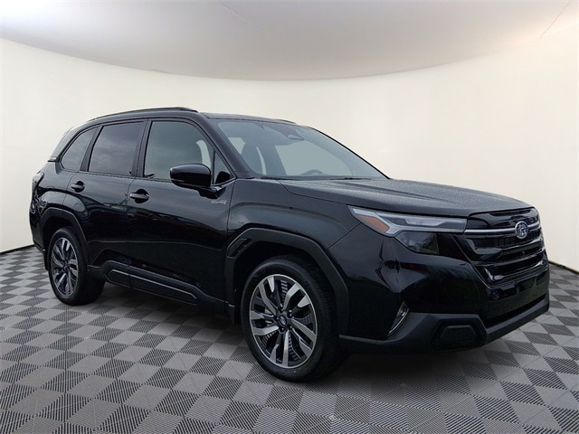 2025 Subaru Forester Touring's photo