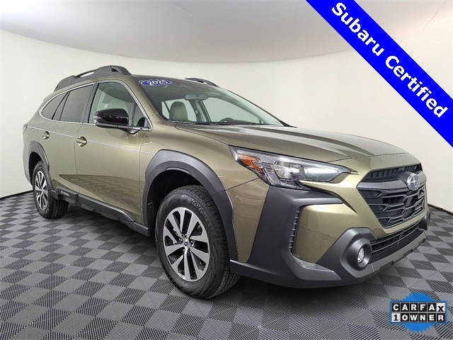 2025 Subaru Outback Premium's photo