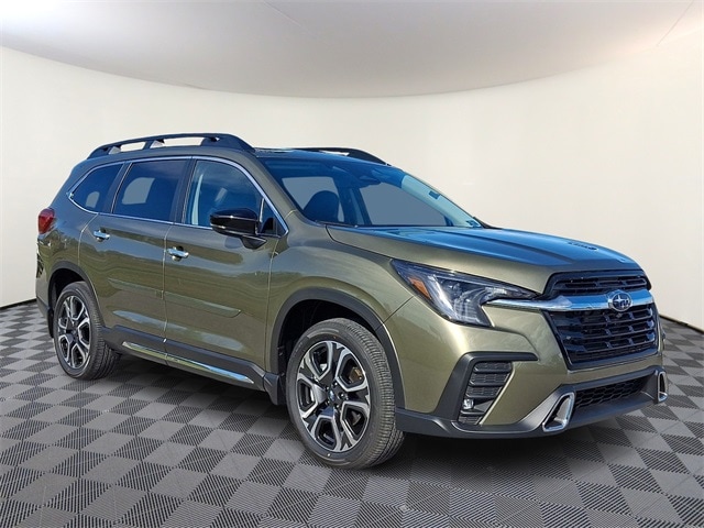 2025 Subaru Ascent Touring's photo