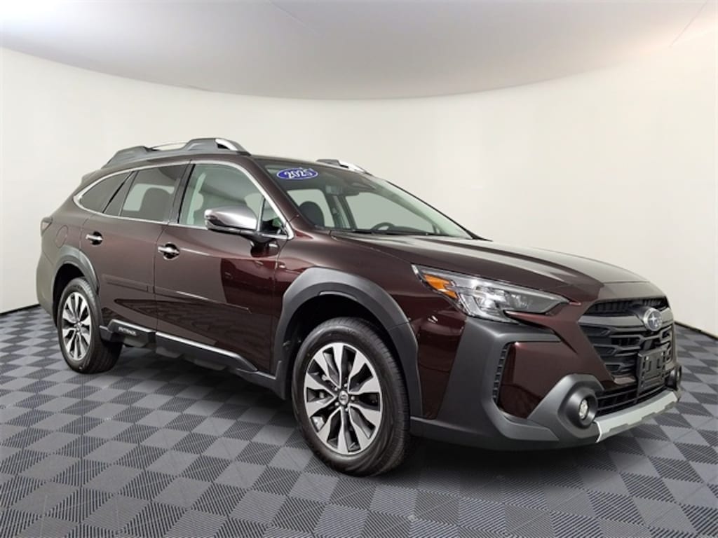 Used 2025 Subaru Outback Touring SUV