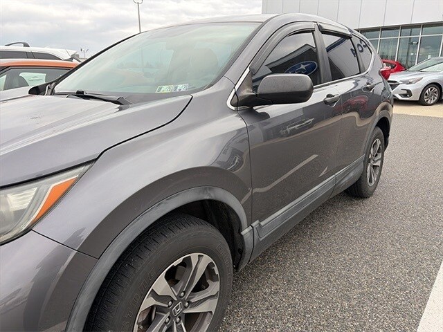 2017 Honda CR-V LX photo 2