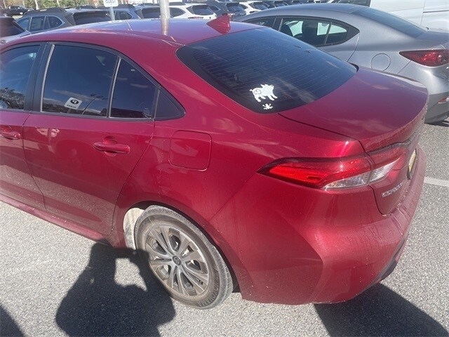 2022 Toyota Corolla Hybrid LE photo 4