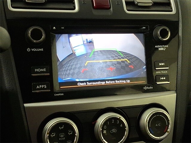 2016 Subaru Impreza 2.0i Premium photo 4