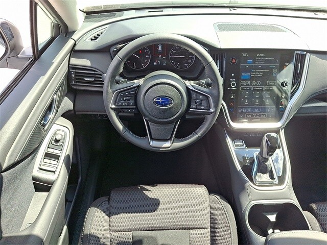 2025 Subaru Outback Premium photo 2
