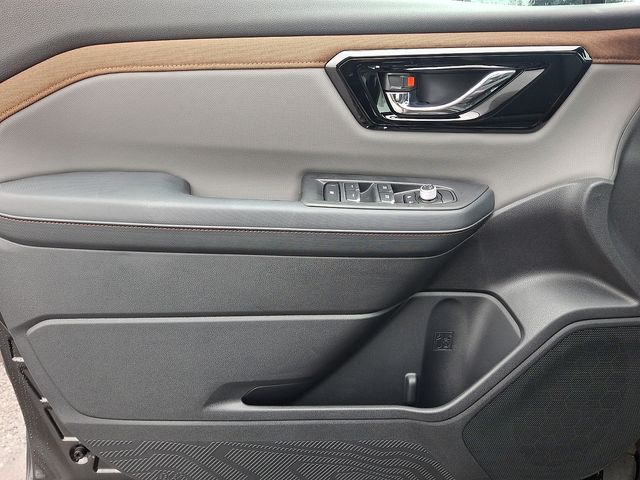 2026 Subaru Forester Sport - Photo 8