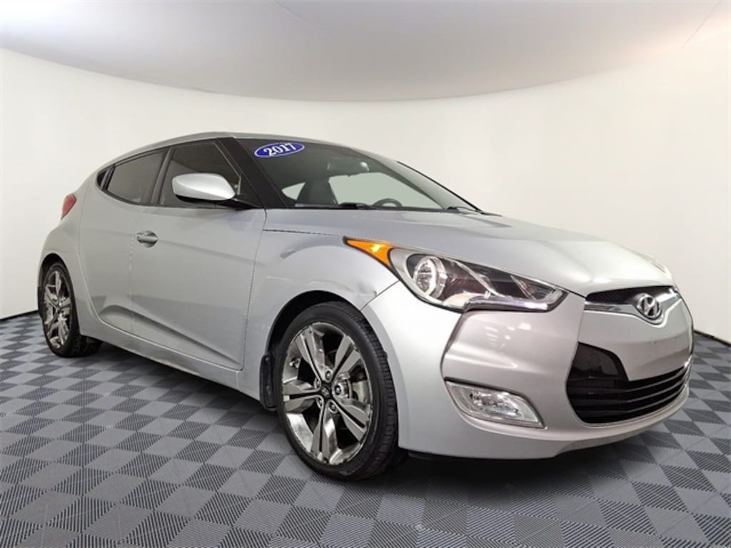 Used 2017 Hyundai Veloster Value Edition Hatchback