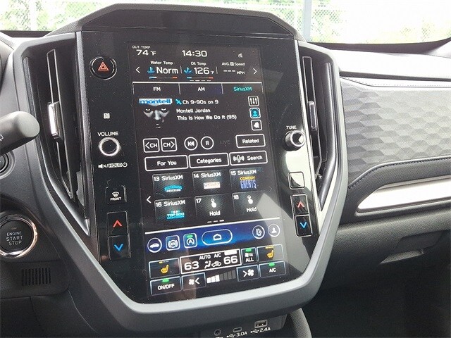 2025 Subaru Forester Premium Base photo 3