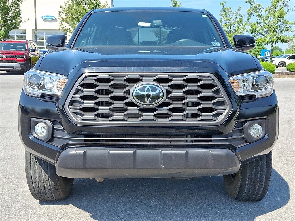 2022 Toyota Tacoma TRD Off-Road photo 4