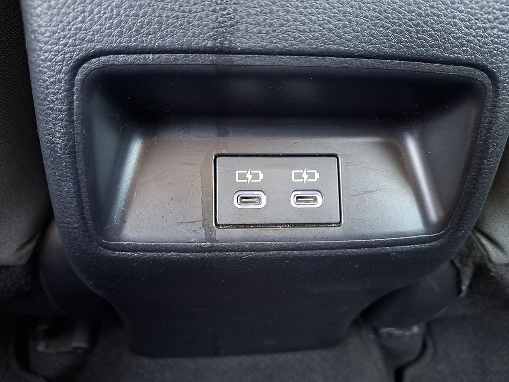 2024 Toyota Corolla LE - Photo 14