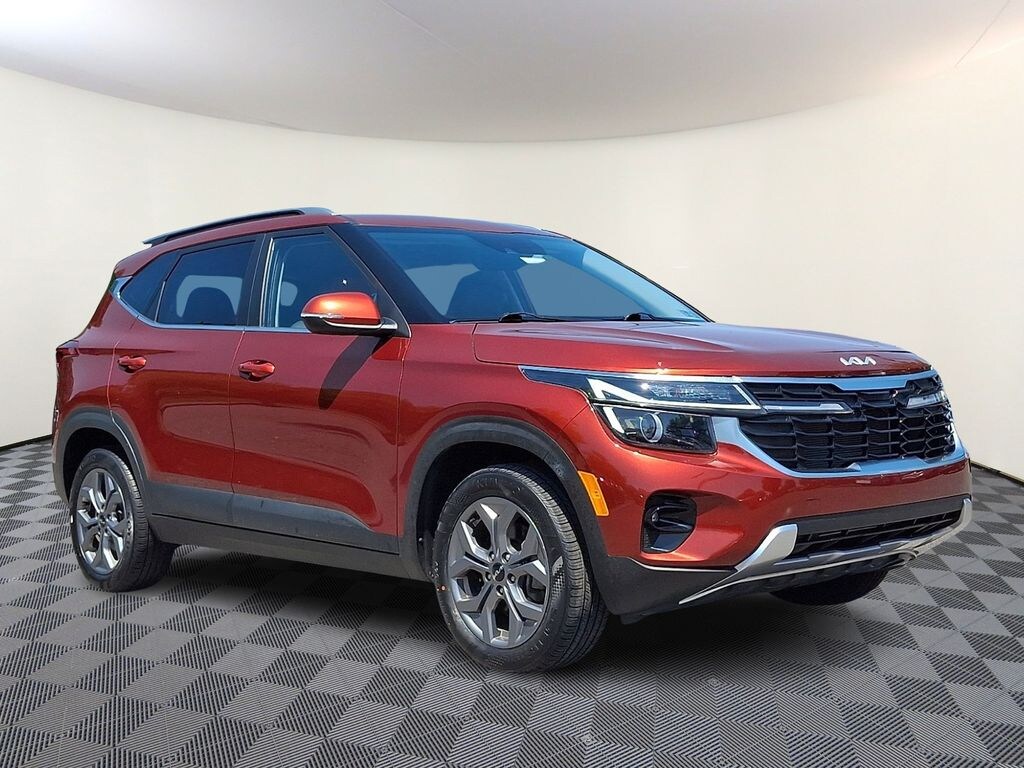 Used 2024 Kia Seltos S SUV