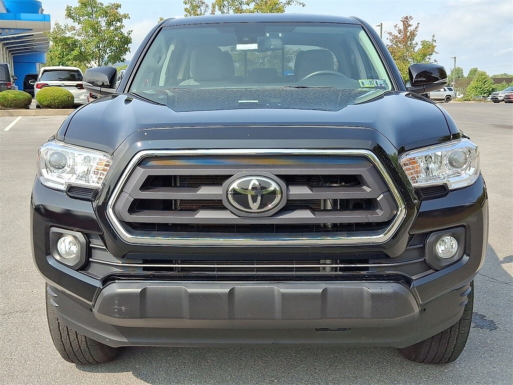 2023 Toyota Tacoma SR5 photo 2