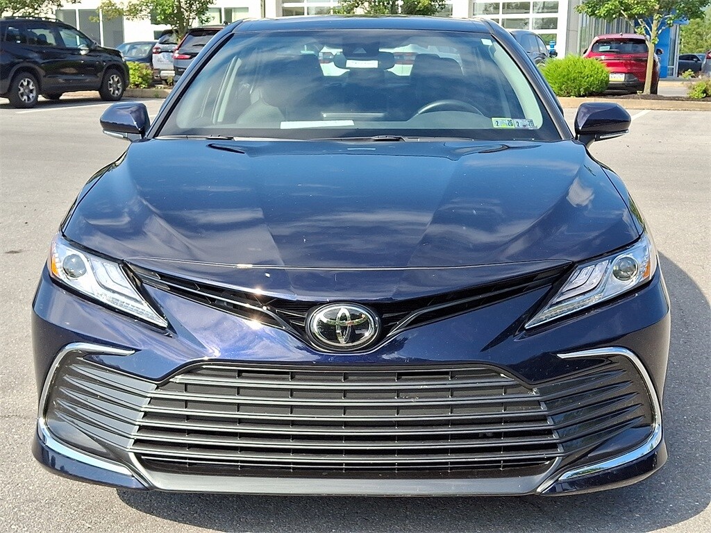 2022 Toyota Camry XLE photo 4