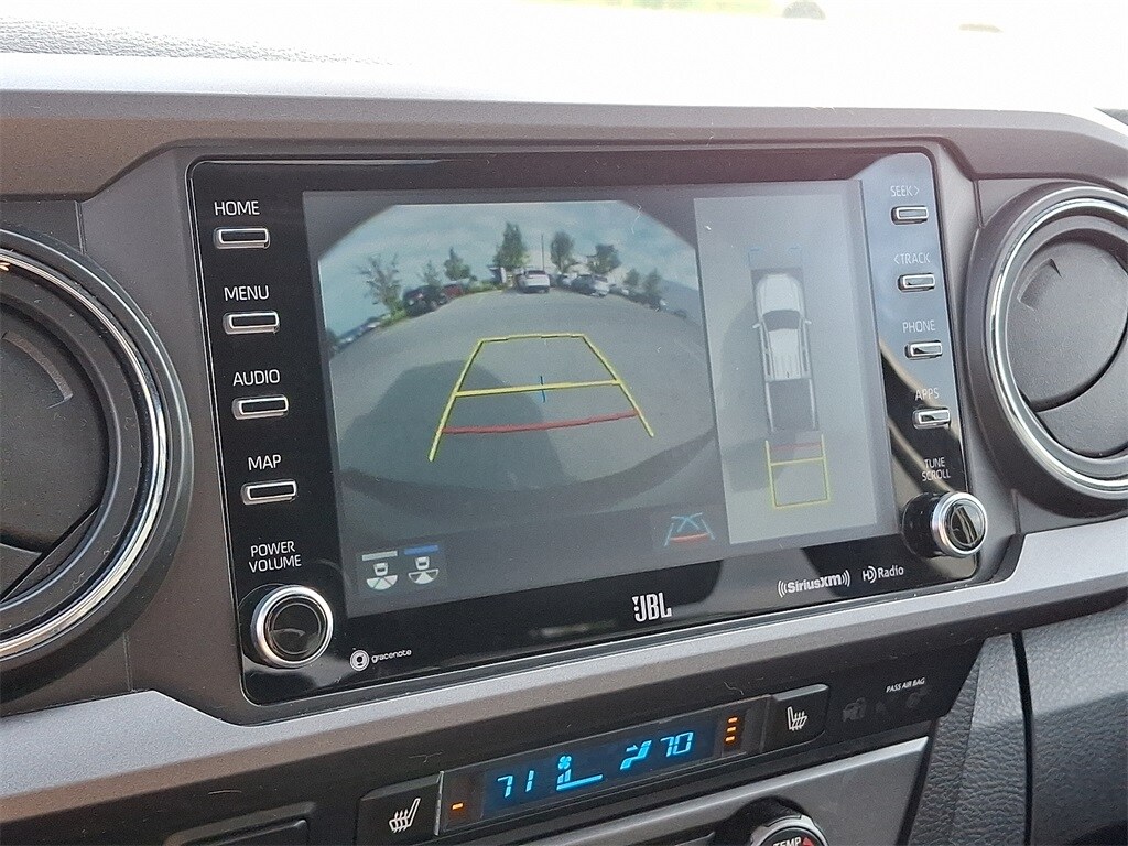 2023 Toyota Tacoma TRD Off-Road photo 4