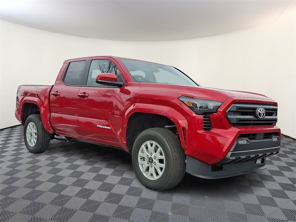 2025 Toyota Tacoma SR5's photo