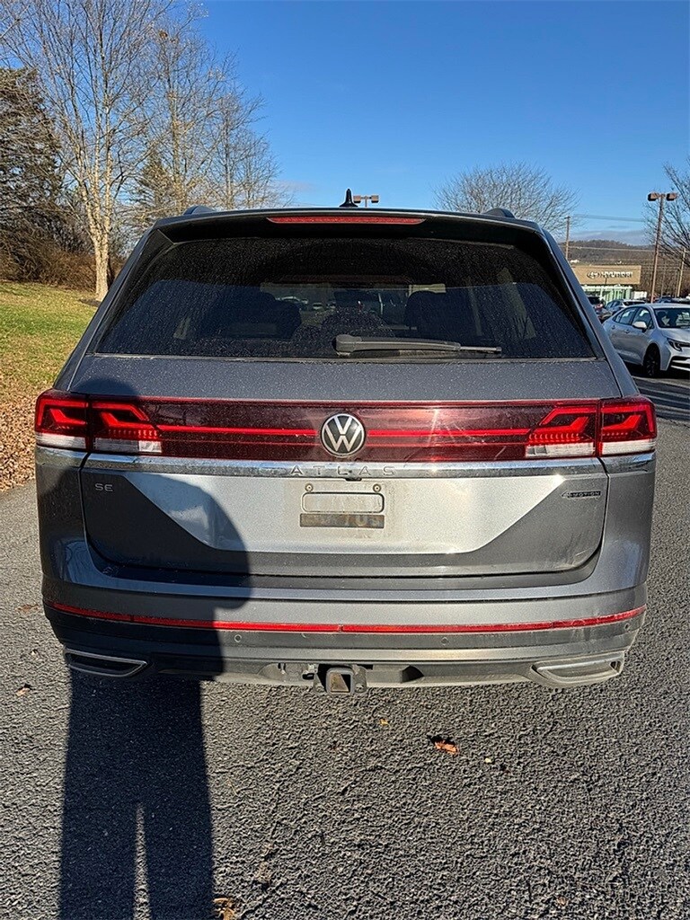 2024 Volkswagen Atlas SE Technology photo 4
