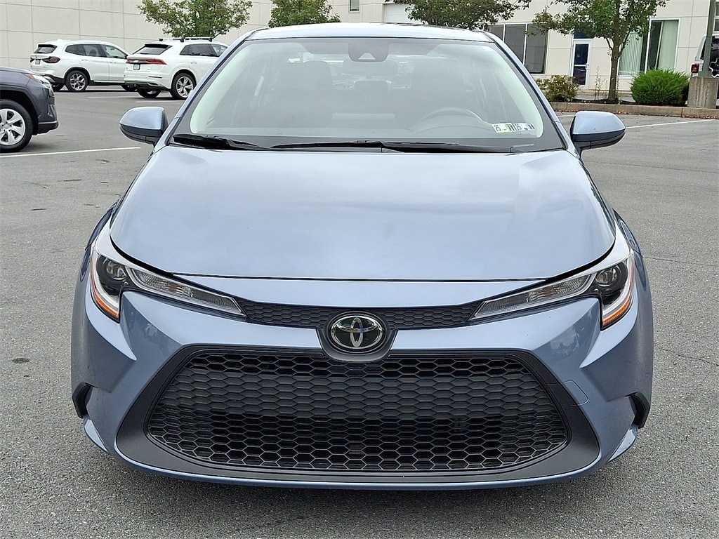 Used 2022 Toyota Corolla LE Sedan