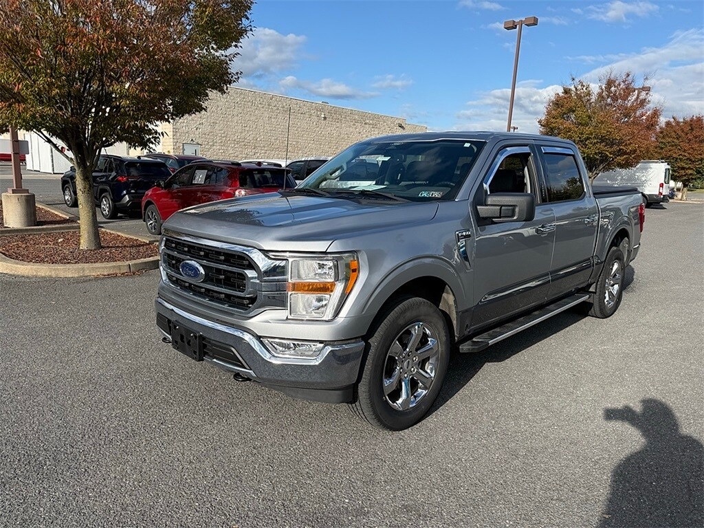 2022 Ford F-150 XLT photo 2