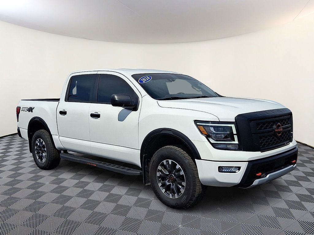 2024 Nissan Titan