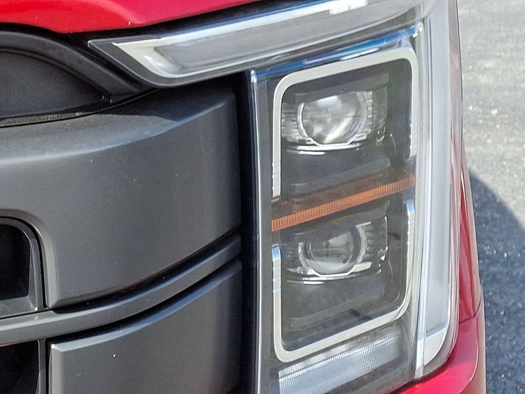 2023 Ford F-150 Lariat - Photo 12