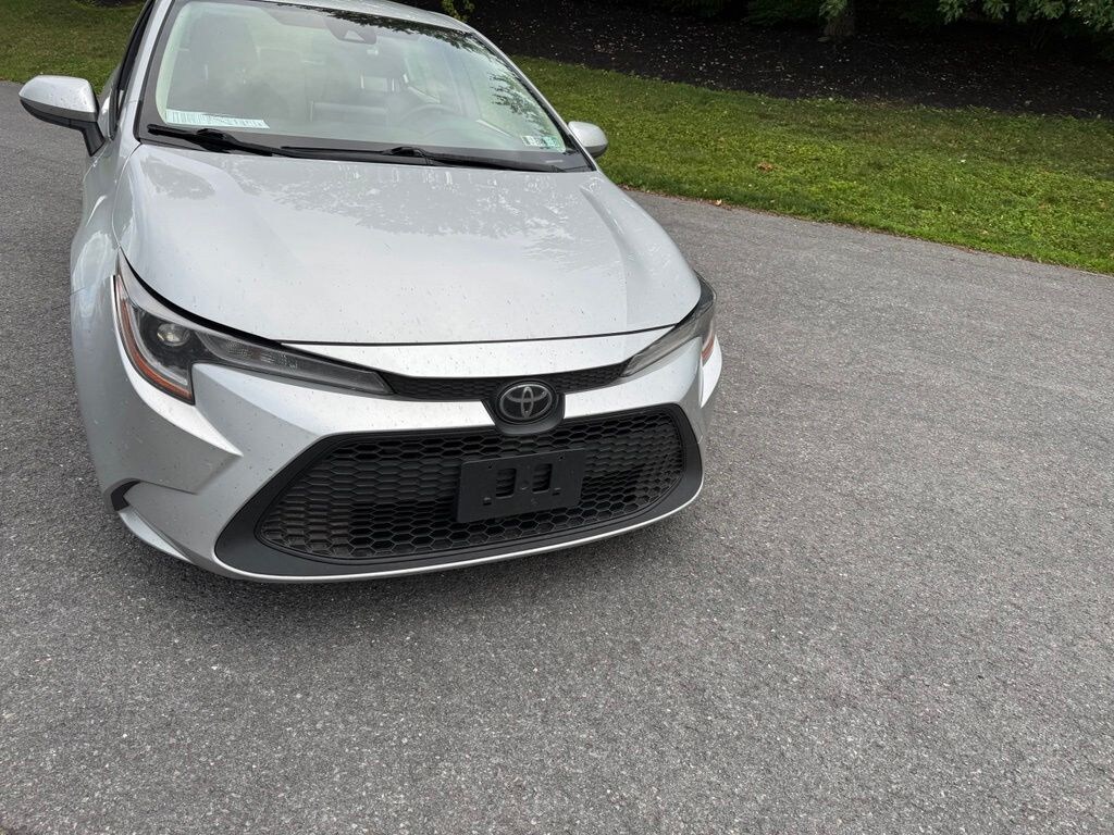 Used 2020 Toyota Corolla LE Sedan
