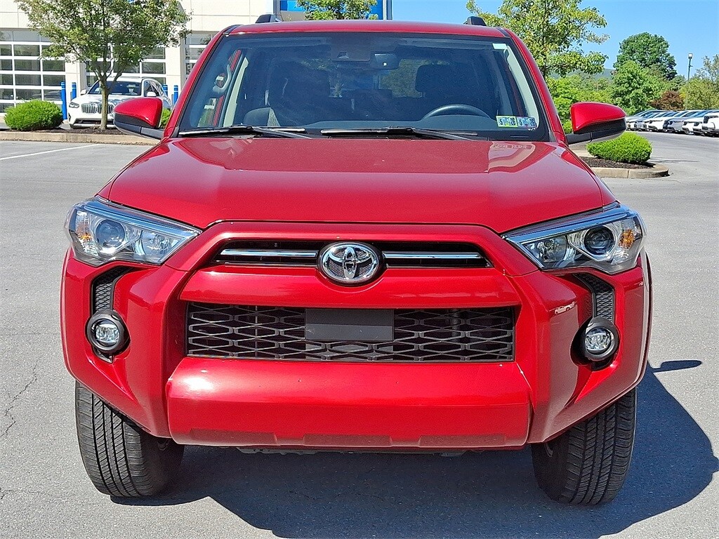 2023 Toyota 4Runner SR5 photo 4