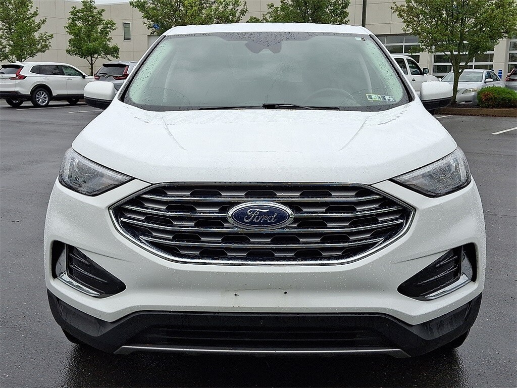 2022 Ford Edge SEL photo 4
