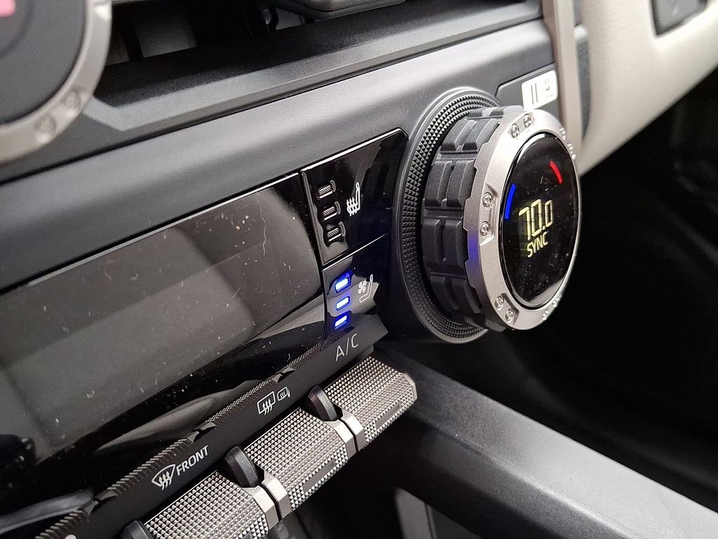 2026 Toyota Tacoma Limited - Photo 15