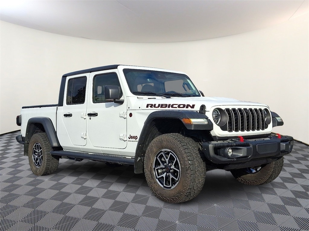 Used 2024 Jeep Gladiator Rubicon Truck