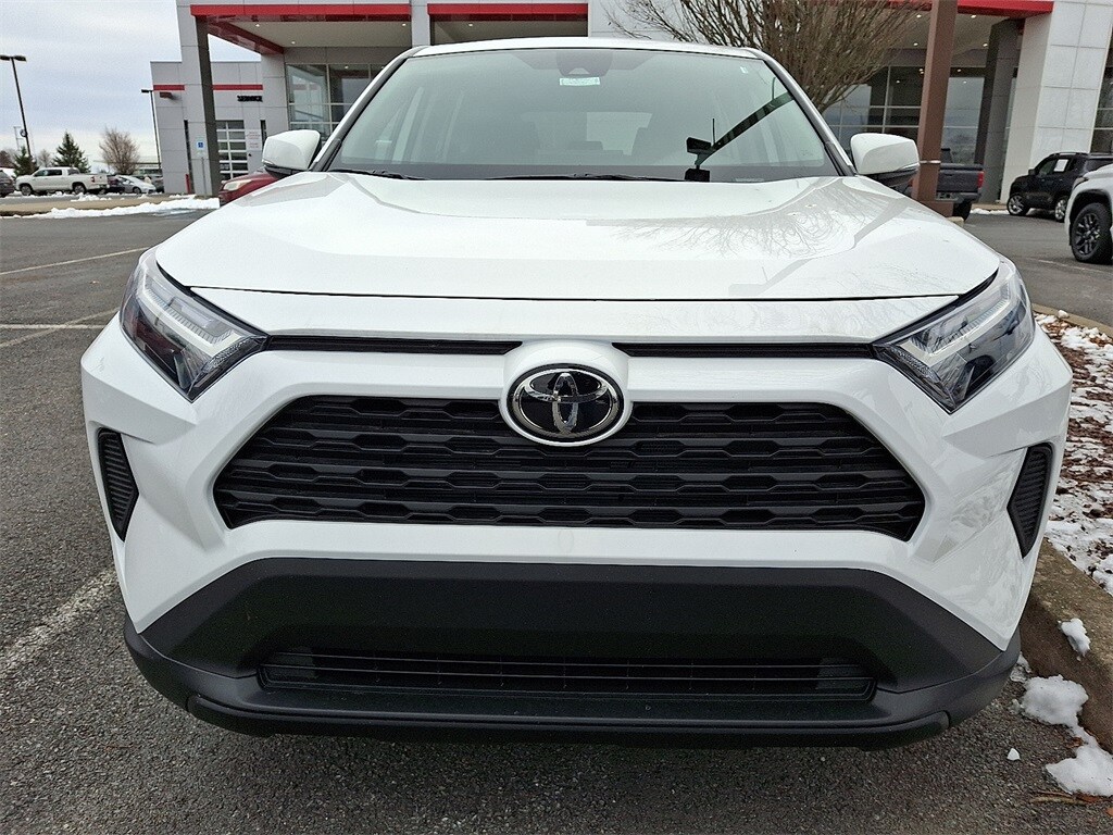 2025 Toyota RAV4 LE Sport photo 2