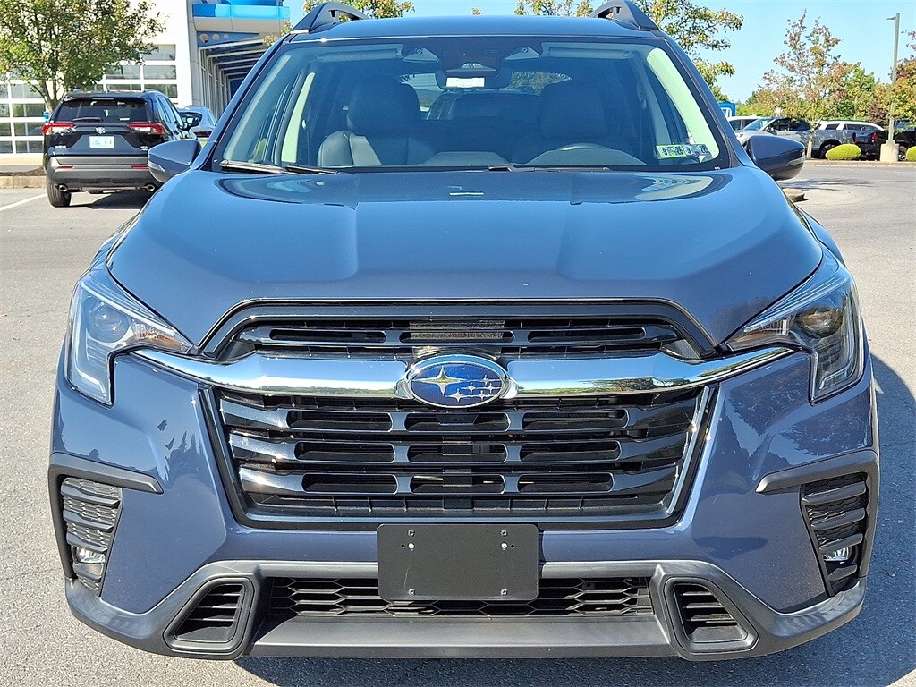 2023 Subaru Ascent Limited photo 4