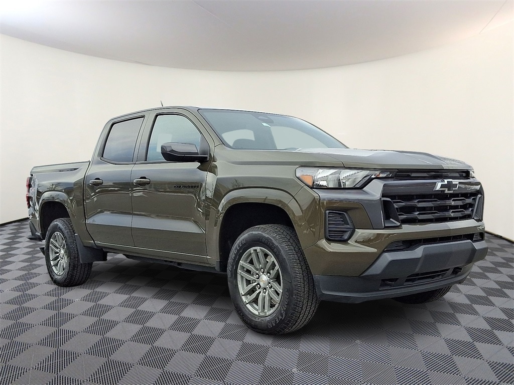 Used 2024 Chevrolet Colorado LT Truck
