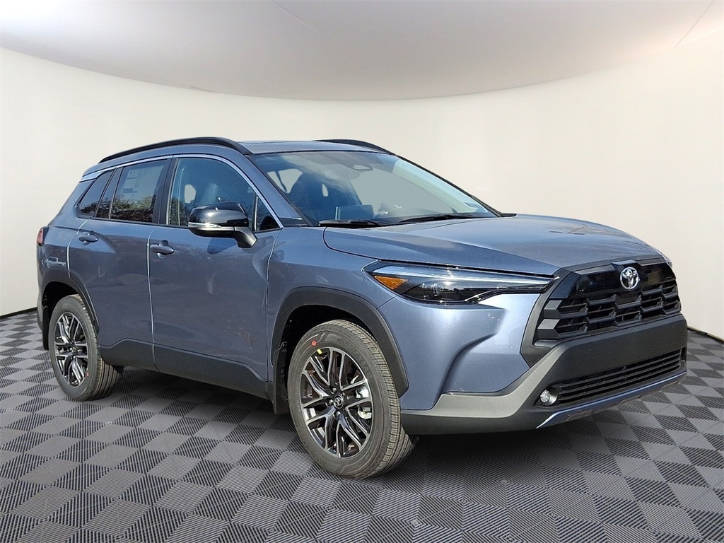 2026 Toyota Corolla Cross XLE's photo