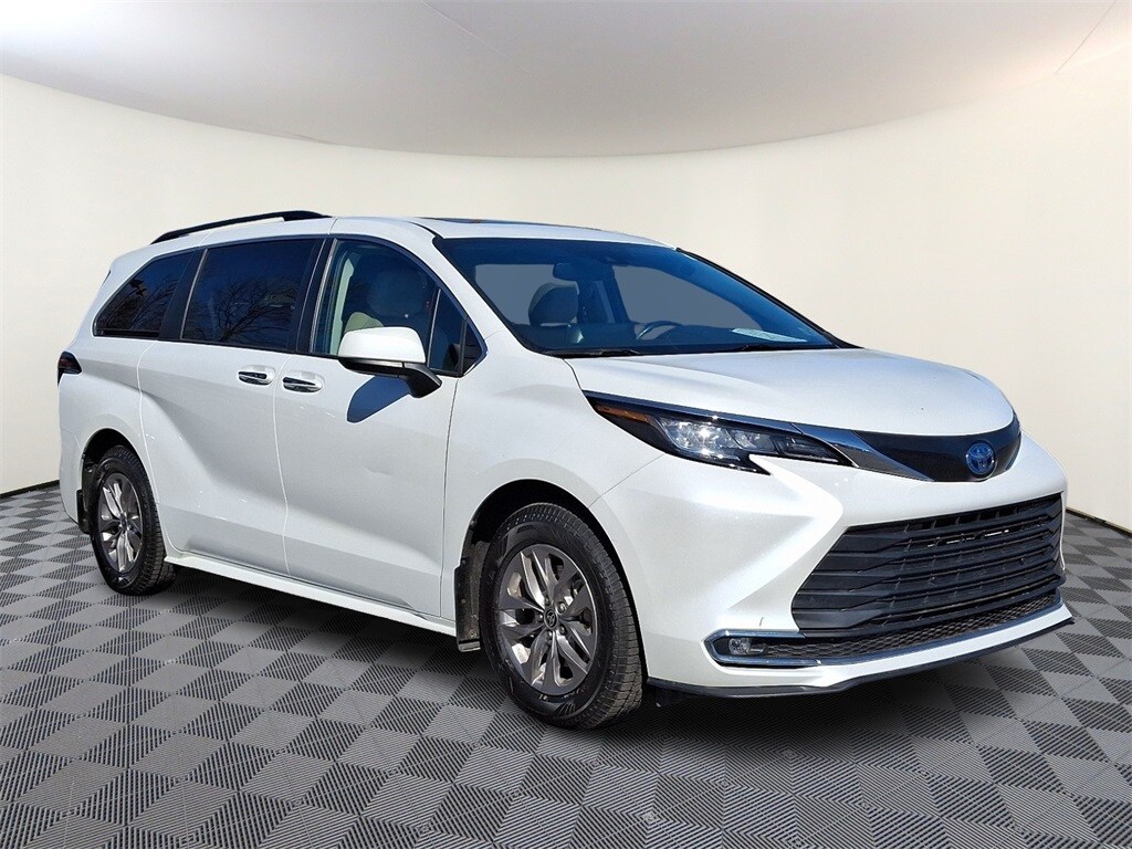 toyota sienna minivans vans used