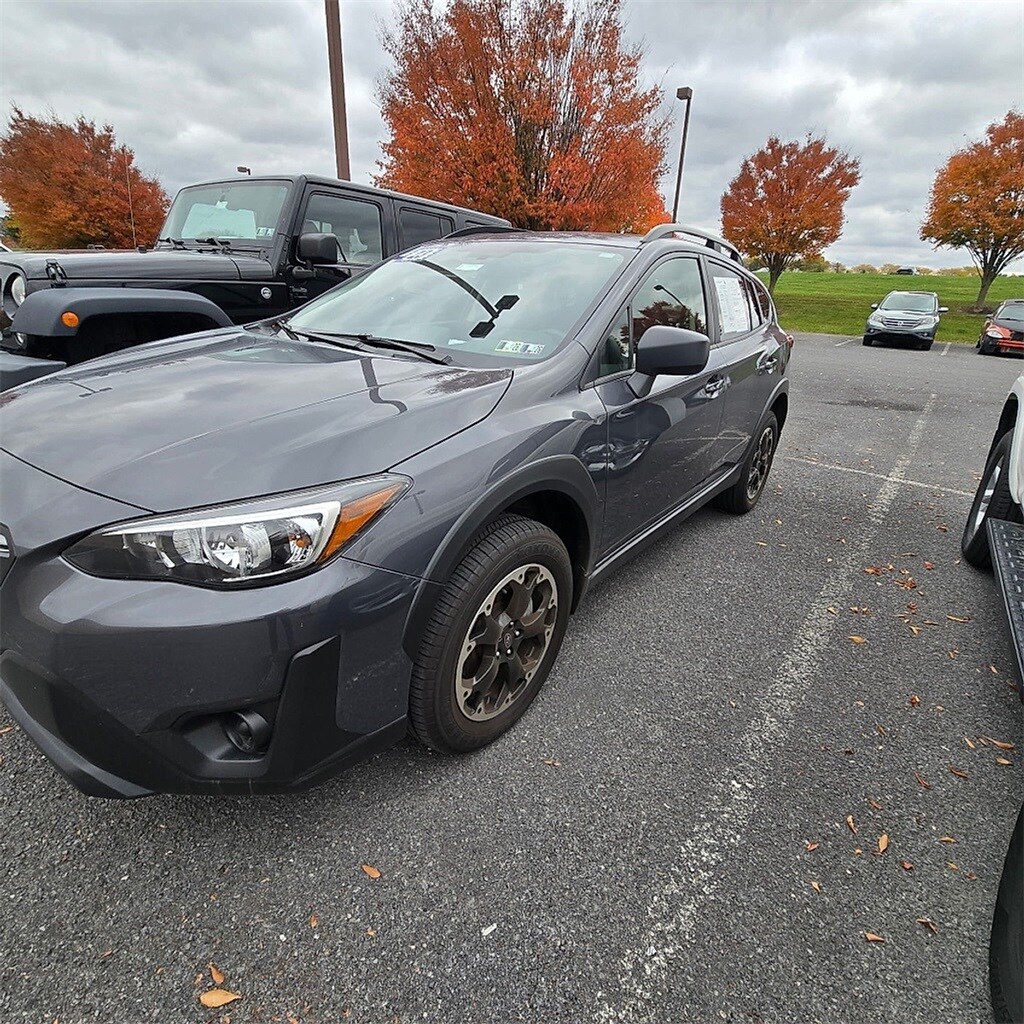 2023 Subaru Crosstrek Base photo 2